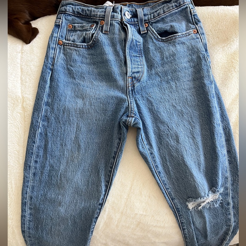 Levi’s jeans. Size 25.